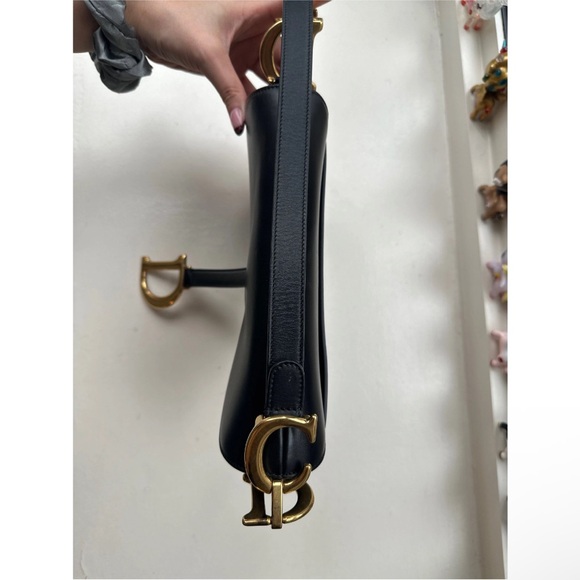 Dior Black Leather Saddle Bag with Gold Accents - Picture 6 of 6